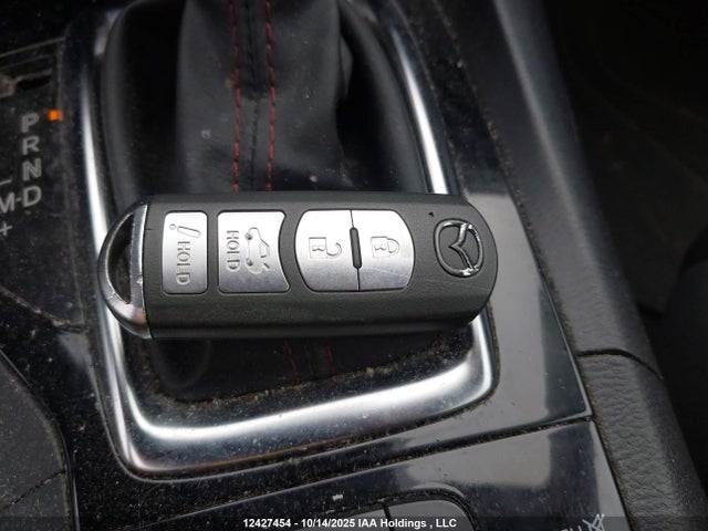 JM1BM1V78E1178118 Mazda Mazda3 Gs-sky
