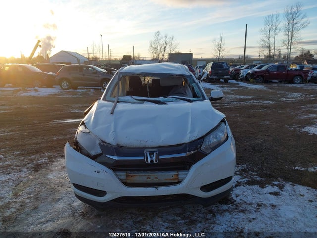 3CZRU6H38GM101821 Honda HR-V LX