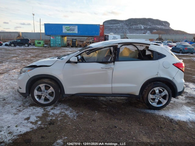 3CZRU6H38GM101821 Honda HR-V LX
