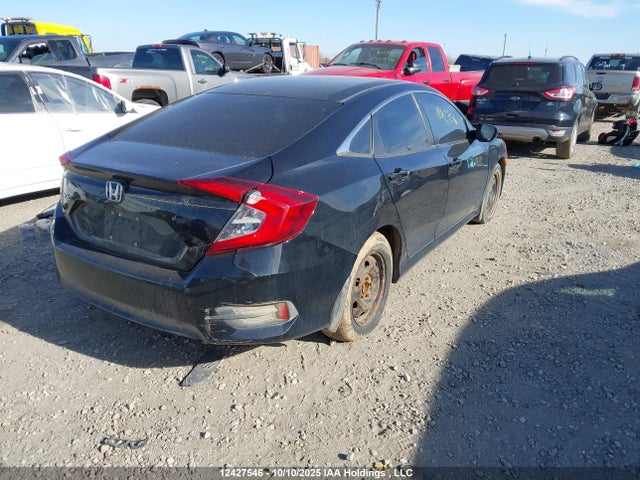 2018 Honda Civic Lx მანქანა იყიდება აუქციონზე, vin: 2HGFC2F51JH033202, აუქციონის ნომერი: 12427546