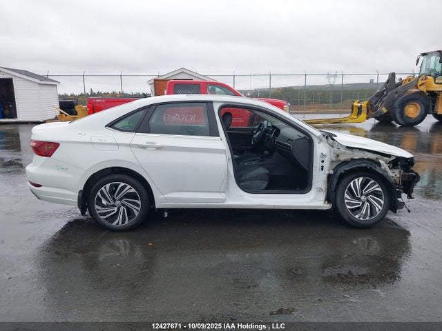 3VWGB7BU6LM011665 Volkswagen 1.4 tsi