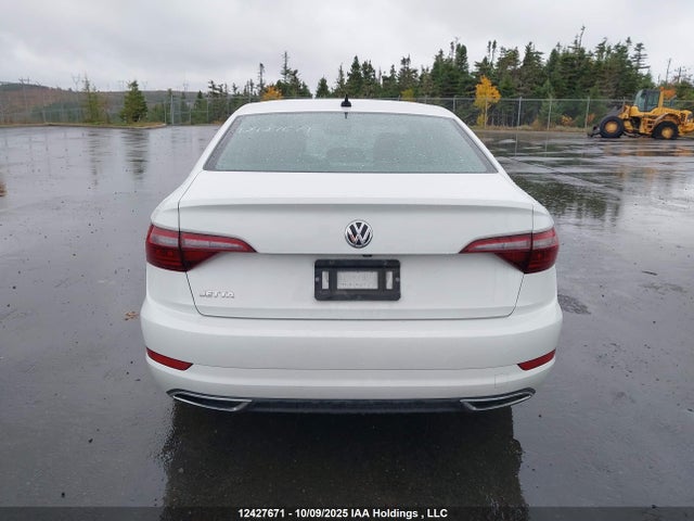 3VWGB7BU6LM011665 Volkswagen 1.4 tsi