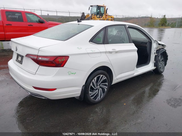 3VWGB7BU6LM011665 Volkswagen 1.4 tsi