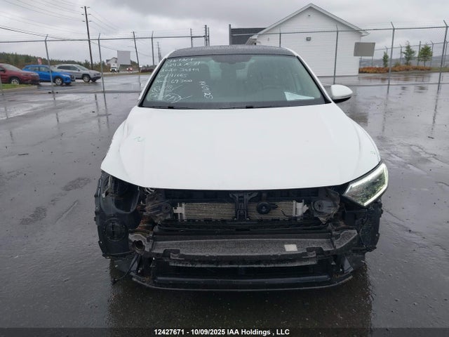 3VWGB7BU6LM011665 Volkswagen 1.4 tsi