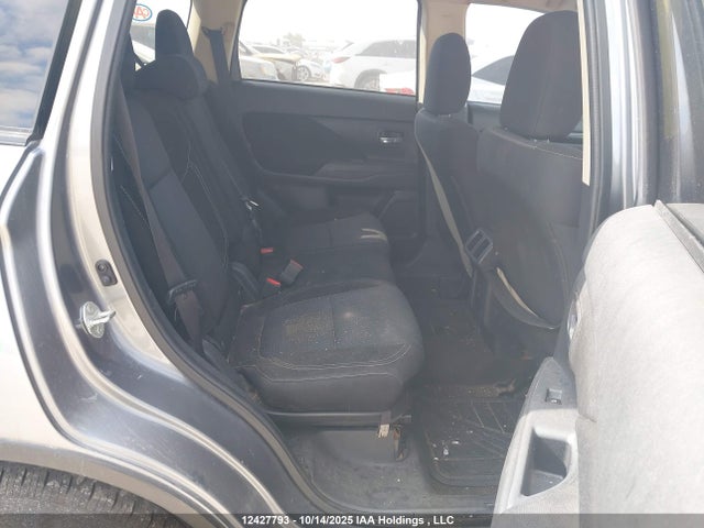 Mitsubishi mivec 2020 JA4AZ2A32LZ602696 Image 8