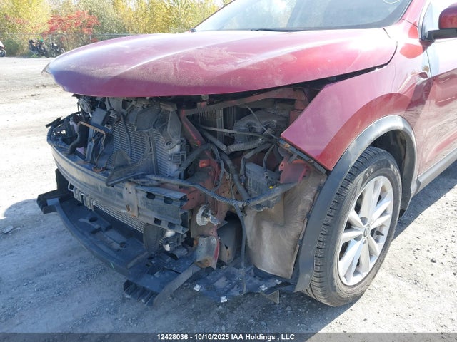 JN1BJ1CP9KW214301 Nissan ROGUE SPORT