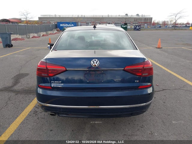 Aukcja sprzedaży 2018 Volkswagen Passat, vin: 1VWEA7A35JC046778, numer aukcji: 12428132