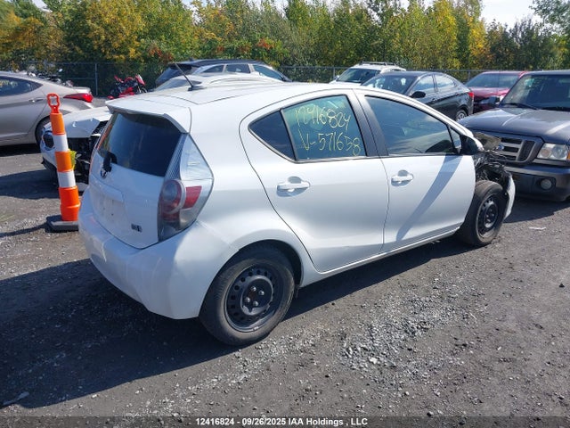 JTDKDTB34E1571658 Toyota 1nz-fxe+1lm
