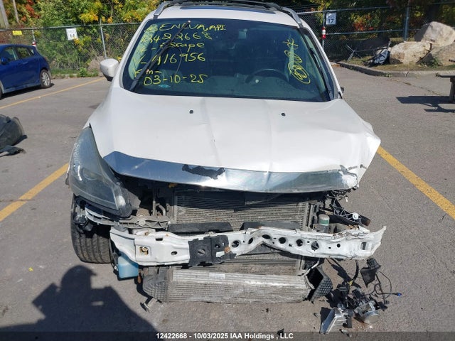 Ford 2014 2014 1FMCU9J90EUA16956 Image 13