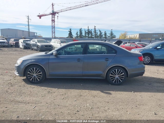 3VW2K7AJ0FM246620 Volkswagen 2015