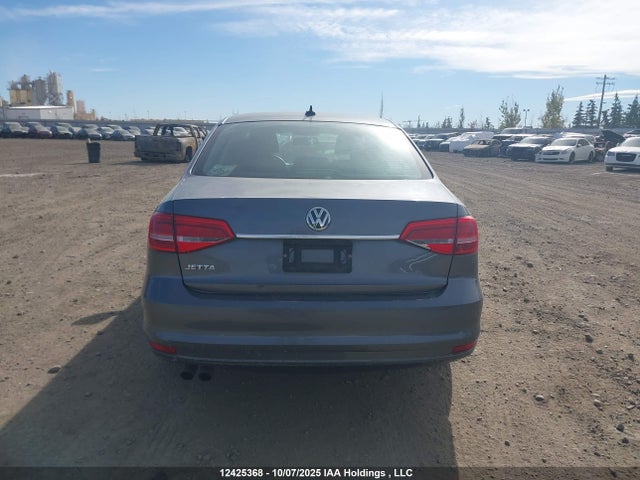 3VW2K7AJ0FM246620 Volkswagen 2015