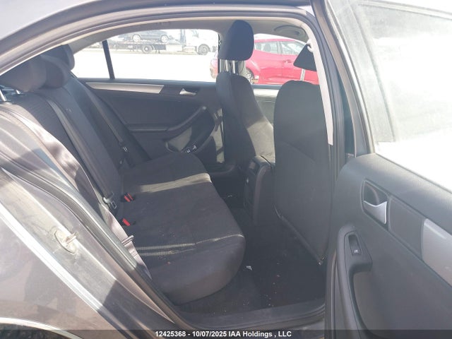 3VW2K7AJ0FM246620 Volkswagen 2015
