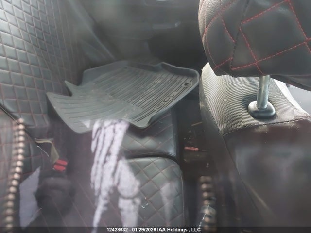 2HKRW1H27NH000122 Honda CR-V LX