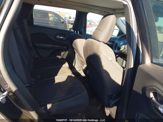 1C4PJMCB4GW208731 Jeep Cherokee
