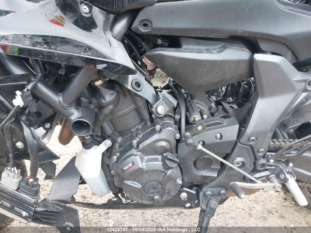 Yamaha Yzfr7 2025 JYARM38N1SA001325 Image 9