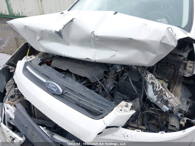 12428764 :رقم المزاد ، 1FMCU0GX3FUC71507 vin ، 2015 Ford Escape Se مزاد بيع