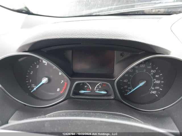 12428764 :رقم المزاد ، 1FMCU0GX3FUC71507 vin ، 2015 Ford Escape Se مزاد بيع