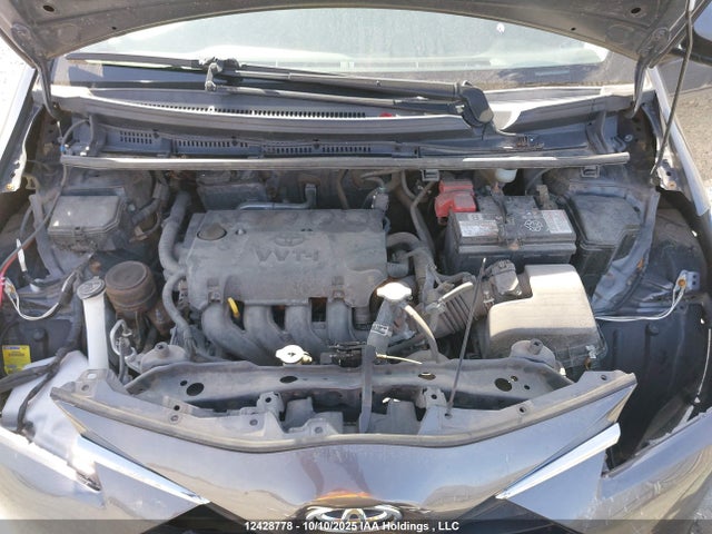 VNKKTUD35KA102376 Toyota Yaris