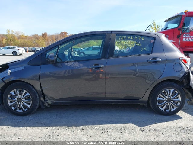 VNKKTUD35KA102376 Toyota Yaris