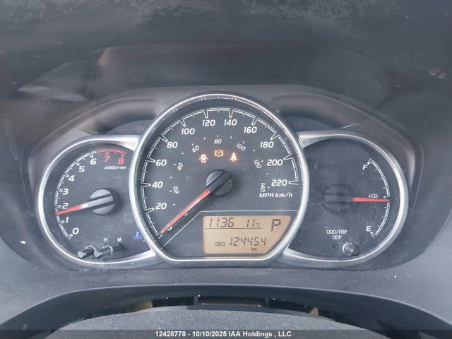 VNKKTUD35KA102376 Toyota Yaris