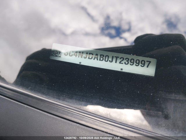 Jeep 2018 2018 3C4NJDAB0JT239997 Image 18
