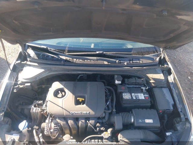 Продаж на аукціоні авто 2017 Hyundai Elantra Gl, vin: KMHD84LF4HU276232, номер лоту: 12428964