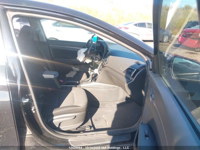 Продаж на аукціоні авто 2017 Hyundai Elantra Gl, vin: KMHD84LF4HU276232, номер лоту: 12428964