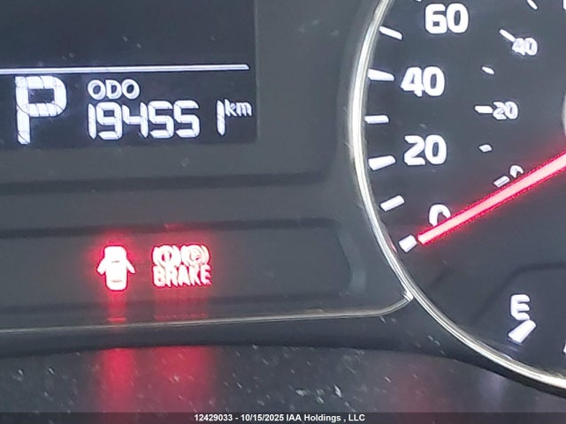 KIA dohc mpi nu 2015 KNAFX4A61F5310487 Image 15