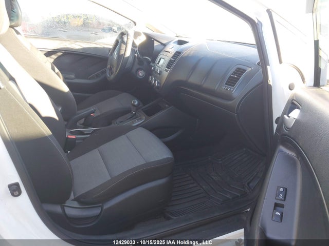 KIA dohc mpi nu 2015 KNAFX4A61F5310487 Image 5