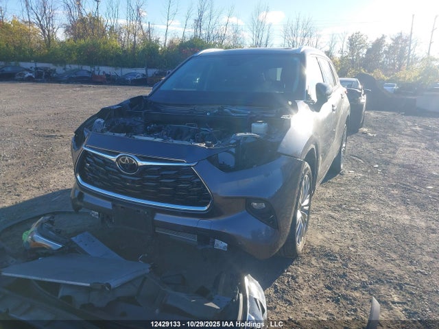 5TDFZRBHXMS157870 Toyota Highlander Limited