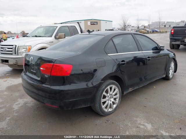 3VWLL7AJ3EM336098 Volkswagen Jetta