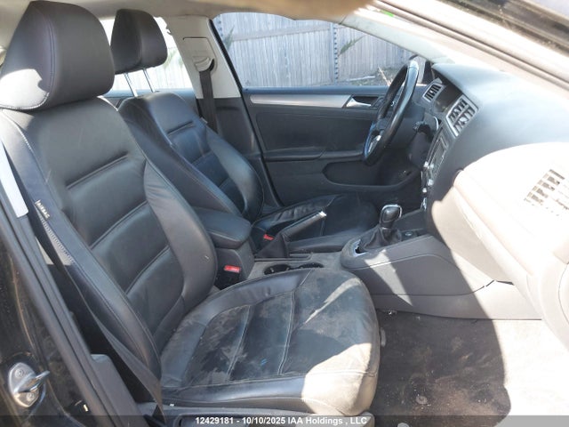 3VWLL7AJ3EM336098 Volkswagen Jetta