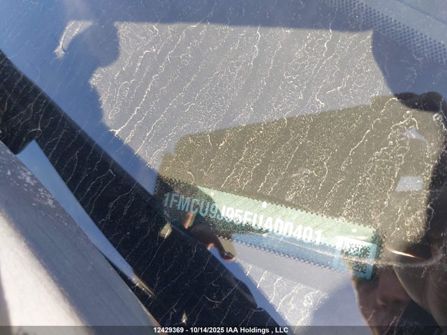1FMCU9J95FUA00401 Ford Escape Titanium