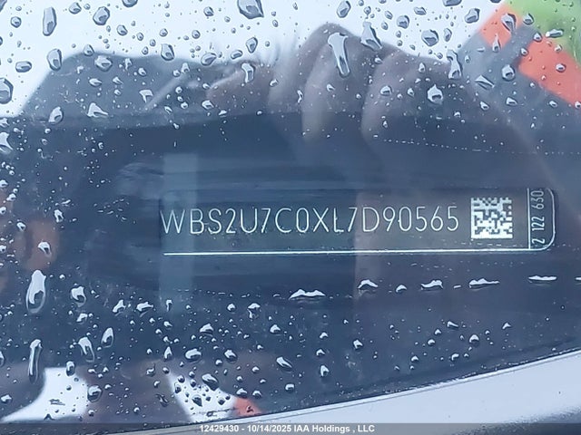 WBS2U7C0XL7D90565 BMW M2
