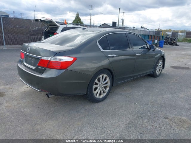 Honda Accord 2015 1HGCR2F97FA806796 Image 4