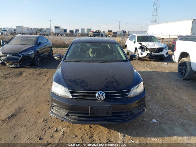 3VWD07AJ2FM344675 Volkswagen Jetta