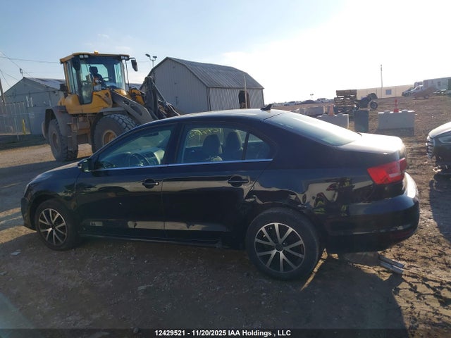 3VWD07AJ2FM344675 Volkswagen Jetta