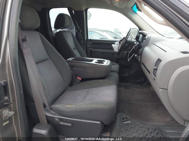 12429637 :رقم المزاد ، 1GTR2UEA8DZ238223 vin ، 2013 Gmc Sierra K1500 Sl مزاد بيع