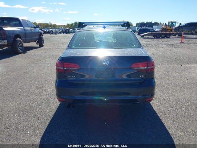 3VW267AJ5GM348985 Volkswagen 1.4t