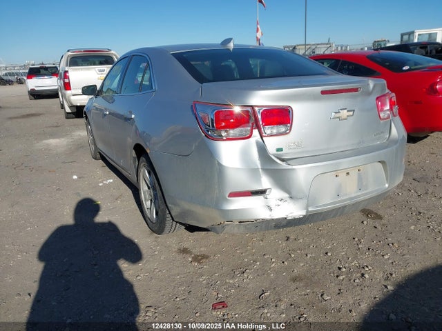 Chevrolet lkw 2015 1G11C5SL6FF170426 Image 3