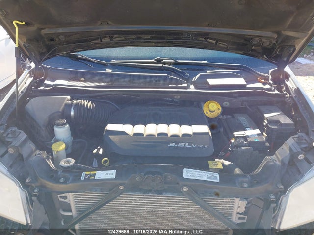 2C4RC1CG1ER299699 Chrysler Town and Country