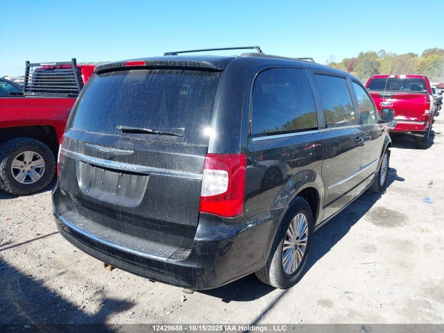 2C4RC1CG1ER299699 Chrysler Town and Country