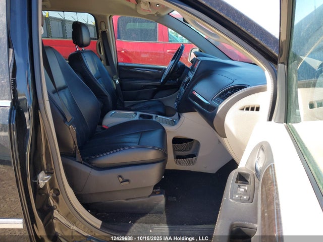2C4RC1CG1ER299699 Chrysler Town and Country