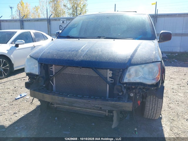 2C4RC1CG1ER299699 Chrysler Town and Country