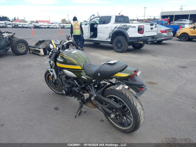 Kawasaki Z900rs 2020 JKAZR2C18LA042602 Image 3