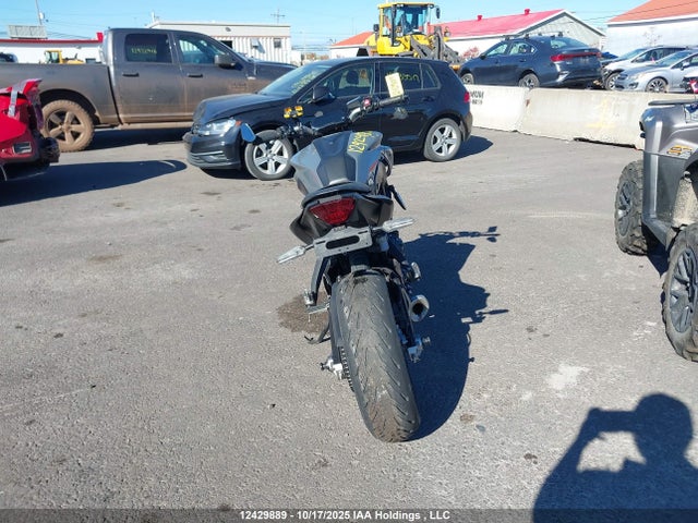 JYARM32N7MA000319 Yamaha Mtn690 (mt-07)