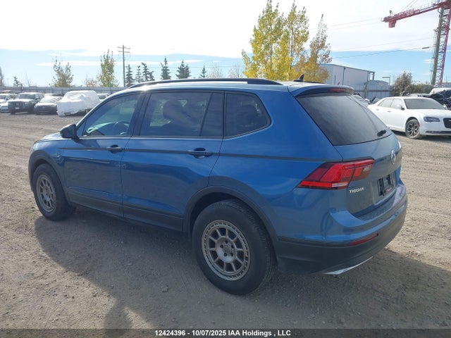 3VV0B7AX4JM078182 Volkswagen Tiguan