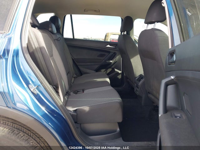 3VV0B7AX4JM078182 Volkswagen Tiguan