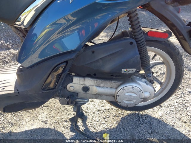 Продажа на аукционе авто 2021 Piaggio Liberty 50/50 S, vin: ZAPC546B2M7001743, номер лота: 12429974