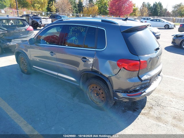 WVGJV7AX0GW015501 Volkswagen Tiguan